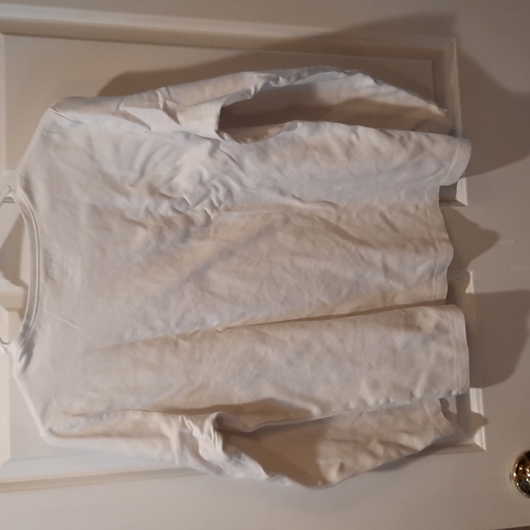 L.L.Bean White Long Sleeve Shirt size M-Reg - Picture 4 of 4